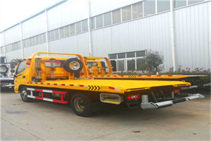 南县附近拖车救援搭电