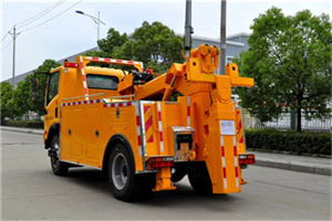 南县高速路拖车费